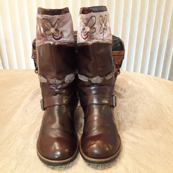 Kenzie Shoes - $$$ Kenzie Couts Boho Boots, Size 8M $$$